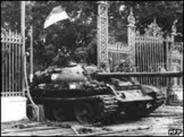 North Vietnam defeats South Vietnam