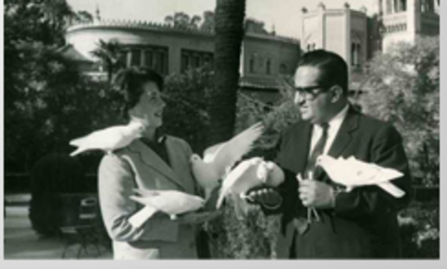 Story begins Ponque Ramo with Traditional Ramo.