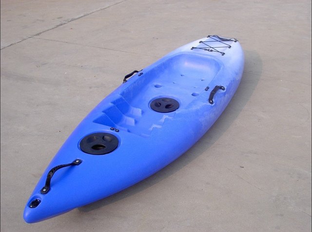 Plastic kayaks (technology)