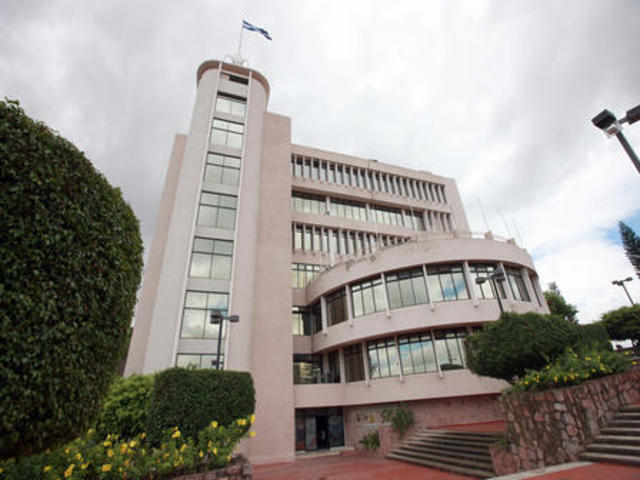 El Salvador reclama por acto "provocador"