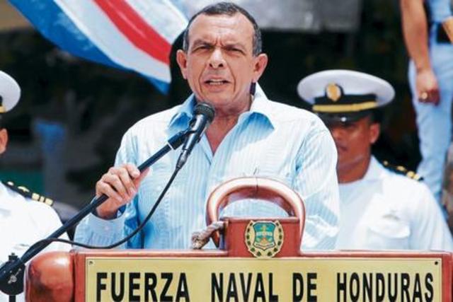 No hay reunión, dice Lobo