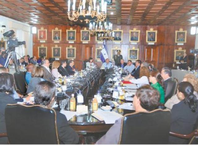 Tintes político-electorales estarían detrás de controversia