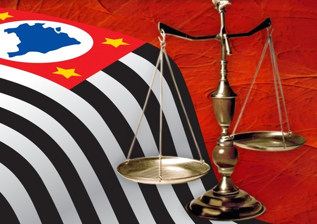 Lei para EaD no ensino médio em SP