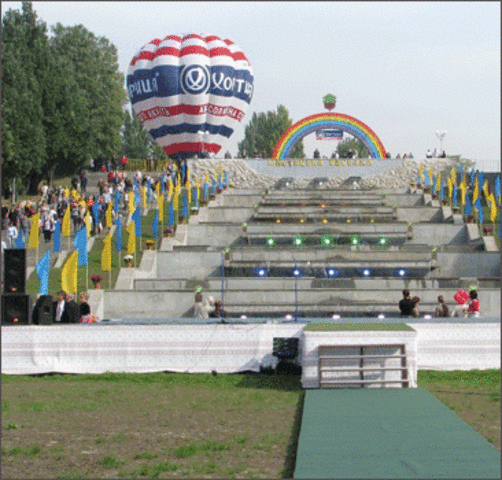 Варіація висвітлення подій на День міста 2011р.