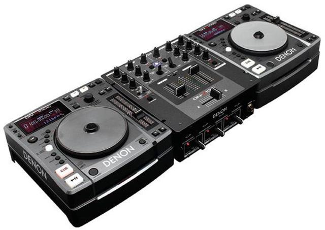 DENON CDJ 1000