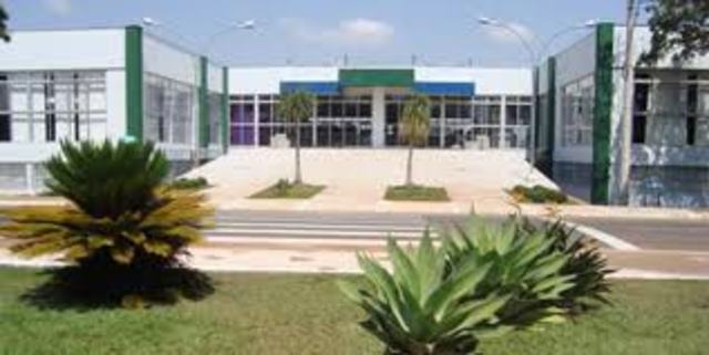 Universidade Federal de Lavras- primeira instituição a oferecer curso de pós-graduação a distãncia