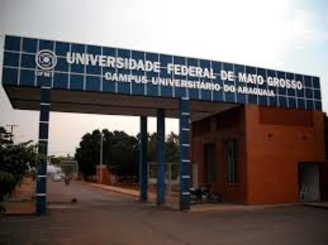 realização do primeiro Vestibular para uma Licenciatura a distãncia pela UFMT