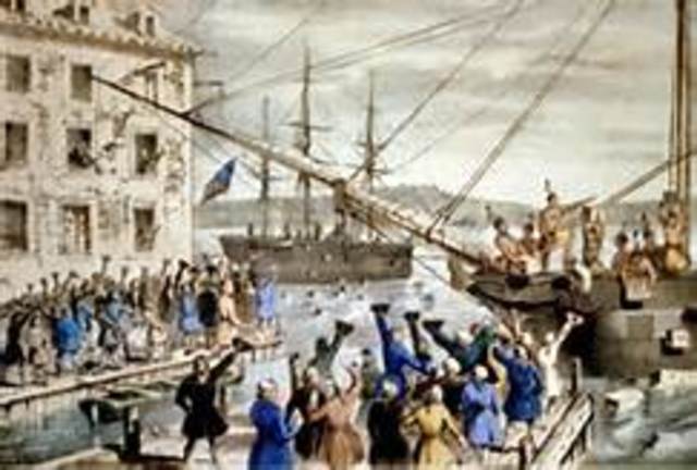 Thousands of People at Ellis Island