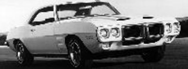Pontiac Firebird Transam - $ 4,366