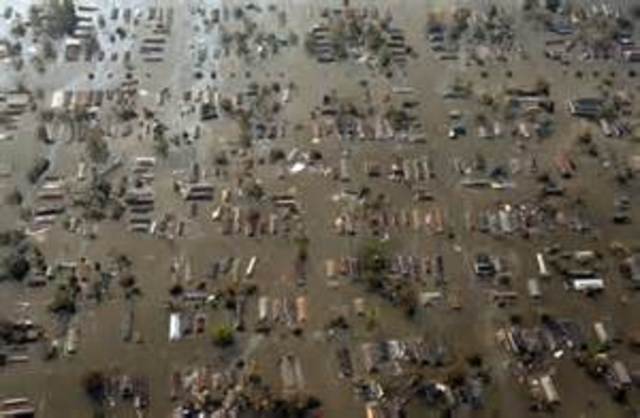 URRICANE KATRINA — MOST DESTRUCTIVE HURRICANE EVER TO STRIKE THE U.S. HITS