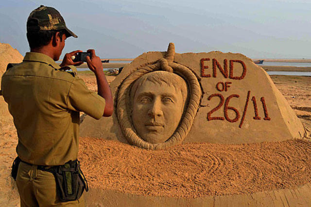 India secretly hangs Ajmal Kasab