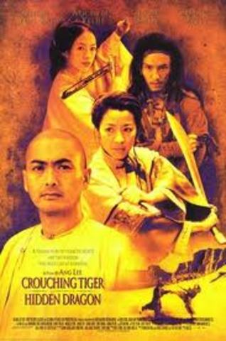 El filme taiwanes Crouching Tiger, se convierte en la pelicula mas taquillada.