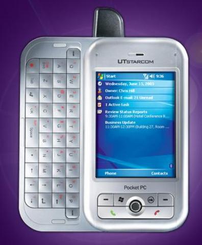 Microsoft  introdujo Pocket PC basado en el kernel de Windows CE.