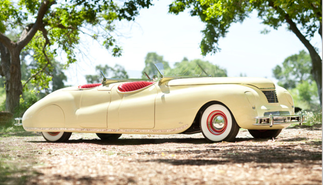 Chrysler Company added wooden exterior