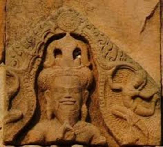 Jayavarman founds the Mahidharapura dynasty