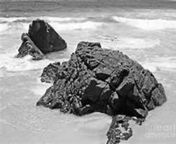 Whaling ship called Bengal recked at sea