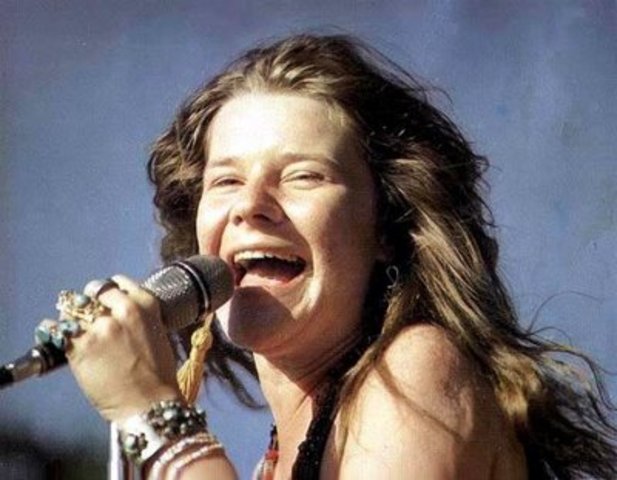 Janis Joplin un símbolo femenino de la contracultura de los '60 y el movimiento hippie y la primera mujer en ser considerada una gran estrella del rock and roll.