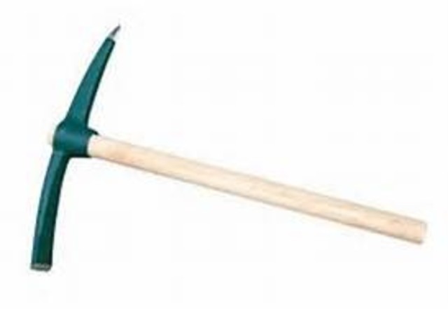 Railroad is Finished - Time to Mine