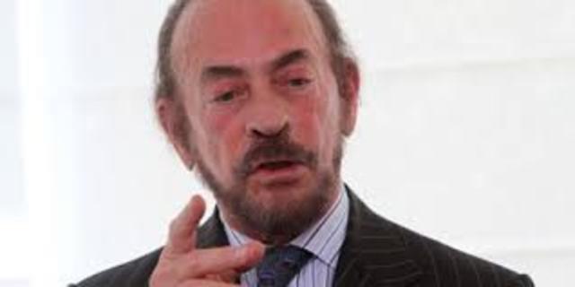 Posponen decisión de caso contra UBS