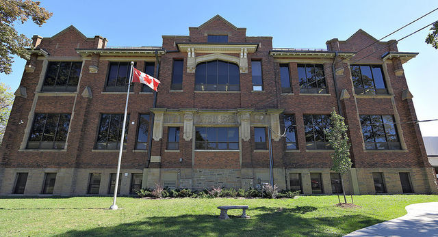 Beging Elementary school at Ecole Dufferin