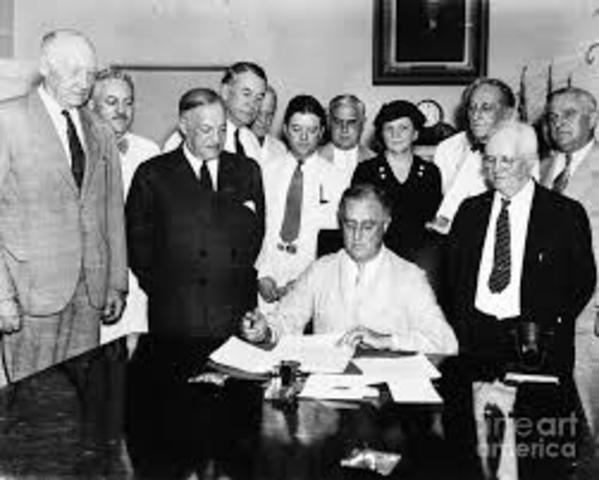 Wagner Act gives workers right to organize