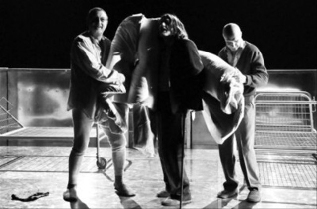 „Vėjas topolių viršūnėse“