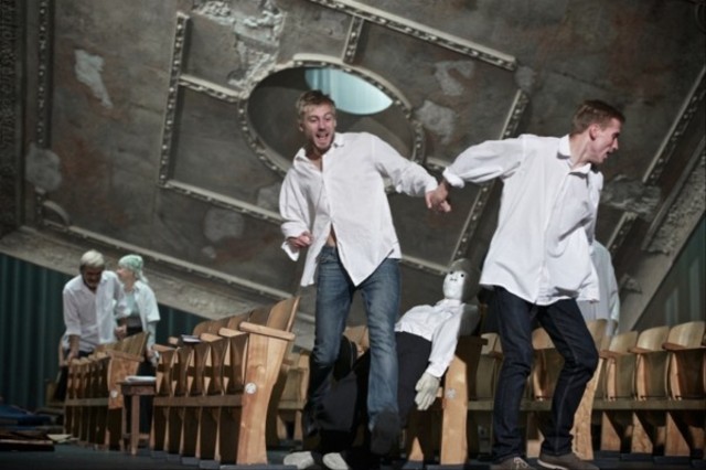 „Mūsų klasė“, LNDT