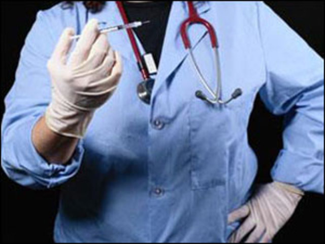 У Запоріжжі лікар психлікарні попався на хабарі в 600 доларів