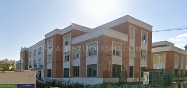 HOW LONG HAVE YOU BEEN AT SECONDARY SCHOOL?