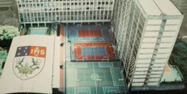 Pedro entra no Colégio São Luís.