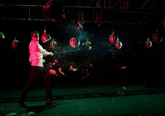 „No Awards“, No Theatre