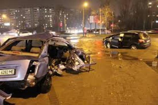 Автомобили столкнулись