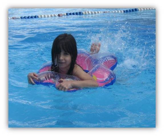 (Karol) Dia da piscina