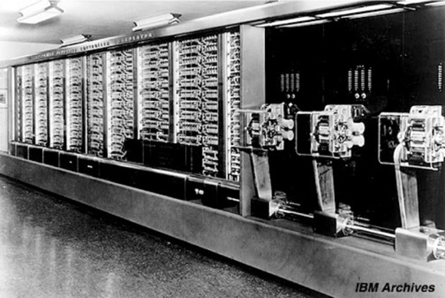 Вычислительная машина MARK-1