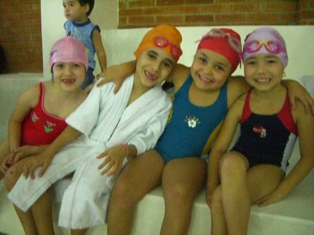 Primeira competição de natação-Duda