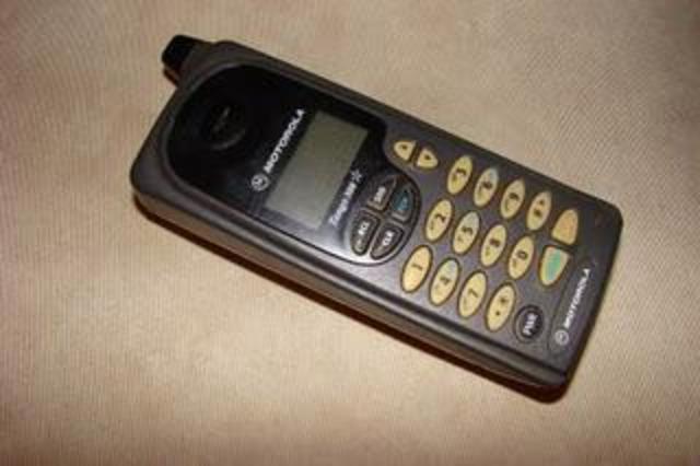 Mi primer celular (y beeper)