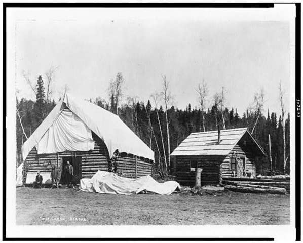 Mario and Giuseppe arrive in the west