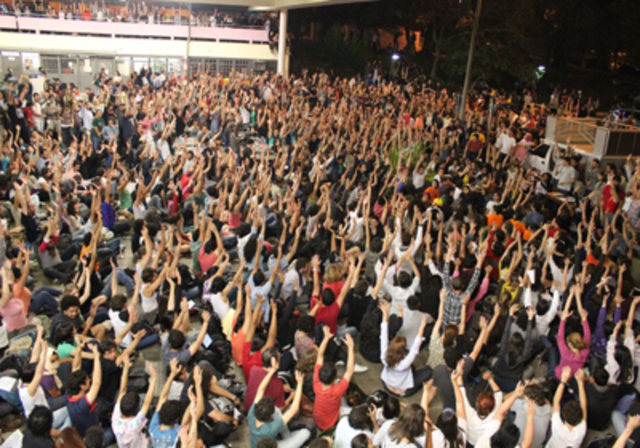 Preso estudante acusado de extorquir professor