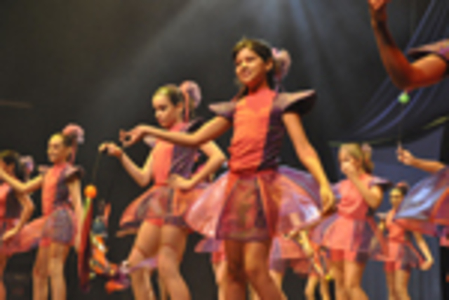 Apressentação de Jazz da Bianca