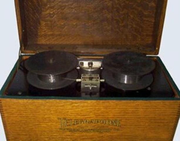 Изобретение магнитофона