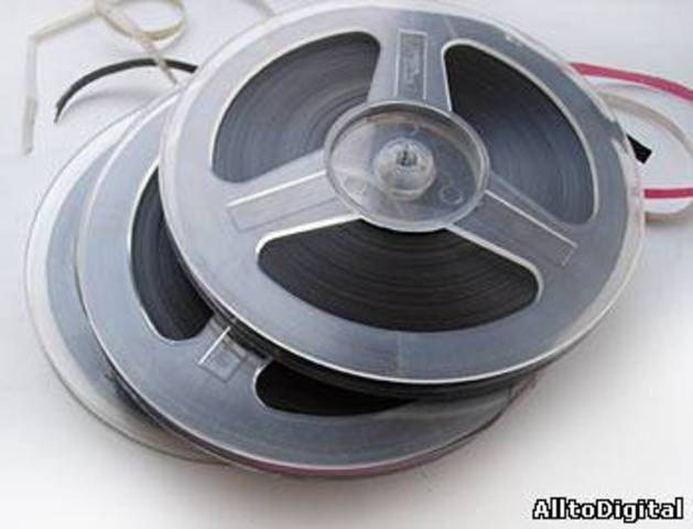 Изготовлена первая магнитная лента