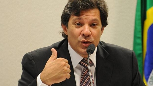 Haddad 'toma rédeas' de São Paulo nos primeiros 100 dias ao priorizar transporte