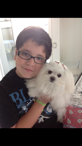 Matheus Mendes- brincando com a cadelinha