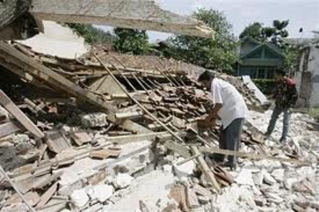Terremoto Antinge Indonésia