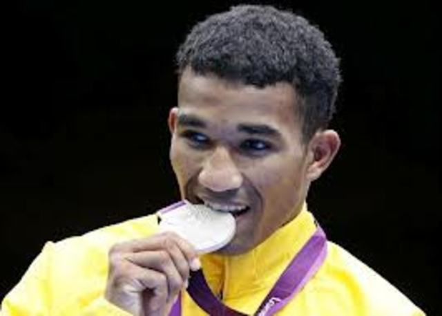 Esquiva Falcão Conquista a Primeira Medalha de Prata Para o Brasil