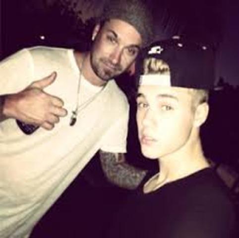 Justins dad starts to smoke agian