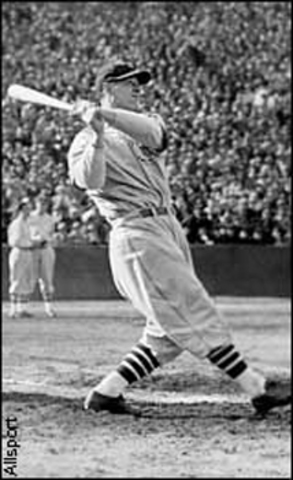 Lou Gehrig hits 4 homeruns