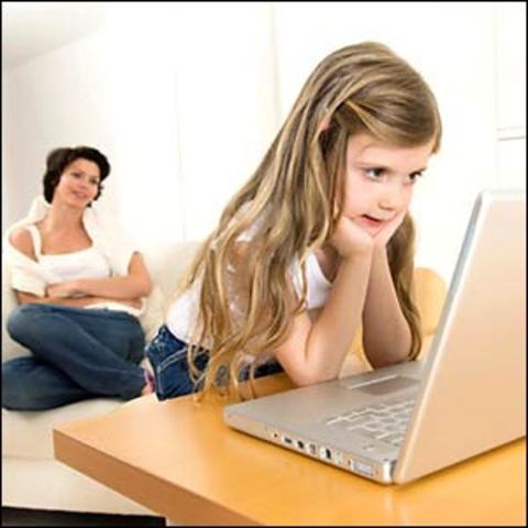 aprendí a cojer el ordenadorcon ayuda de mi madre