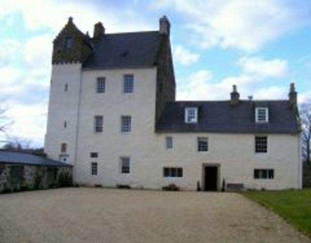 Kinnairdy Castle