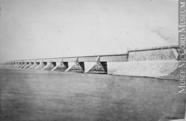 VICTORA BRIDGE
